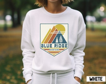 Blue Ridge Sweatshirt, North Carolina Sweatshirt, Blue Ridge Souvenir, Blue Ridge Gift, Travel Gift Retro Mountain Blue Ridge Ski