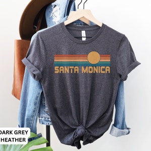 Chemise Santa Monica, chemise Californie, souvenir de Santa Monica, chemises voyage sur un lac, cadeau Santa Monica, cadeau Californie souvenir, chemise Cali