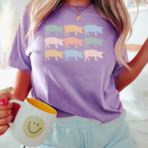 Pig Shirt, Comfort Colors Pig Shirt, Pig Lover Gift, Piggy Lover Present Piglets Mom Tee, Oink Oink Comfort Colors TShirt Farm Hobby Farm