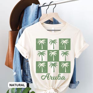 Aruba Shirt, Grafik Palme Eine glückliche Insel Aruba Geschenk, Kreuzfahrt Souvenir, Aruba Palme Shirt, passende Familienurlaub T-Shirts