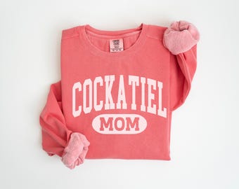 Cockatiel Mom Sweatshirt, Comfort Colors Bird Mom Crewneck, Funny Outdoor Bird and Animal Lover Gift
