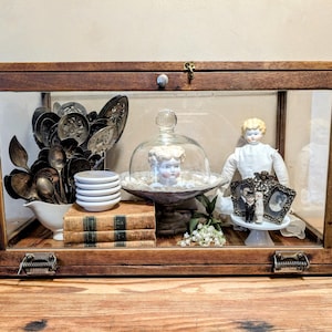 Antique General Store Display Case    I   Five Sided Glass   I   Show Case   I  All Original