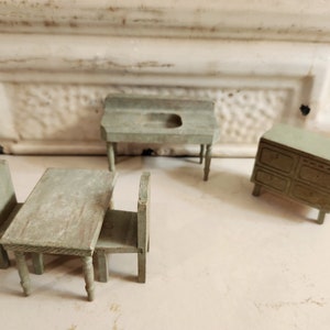 1930s Wood Dollhouse Kitchen Set       Miniature Furniture