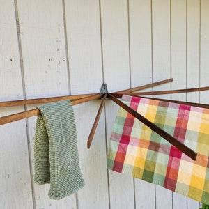 Vintage Hanging Drying Rack   Wooden Wall Mounted     Zinc Metal and Hook Mechanism   8 Arms Primitive Decor