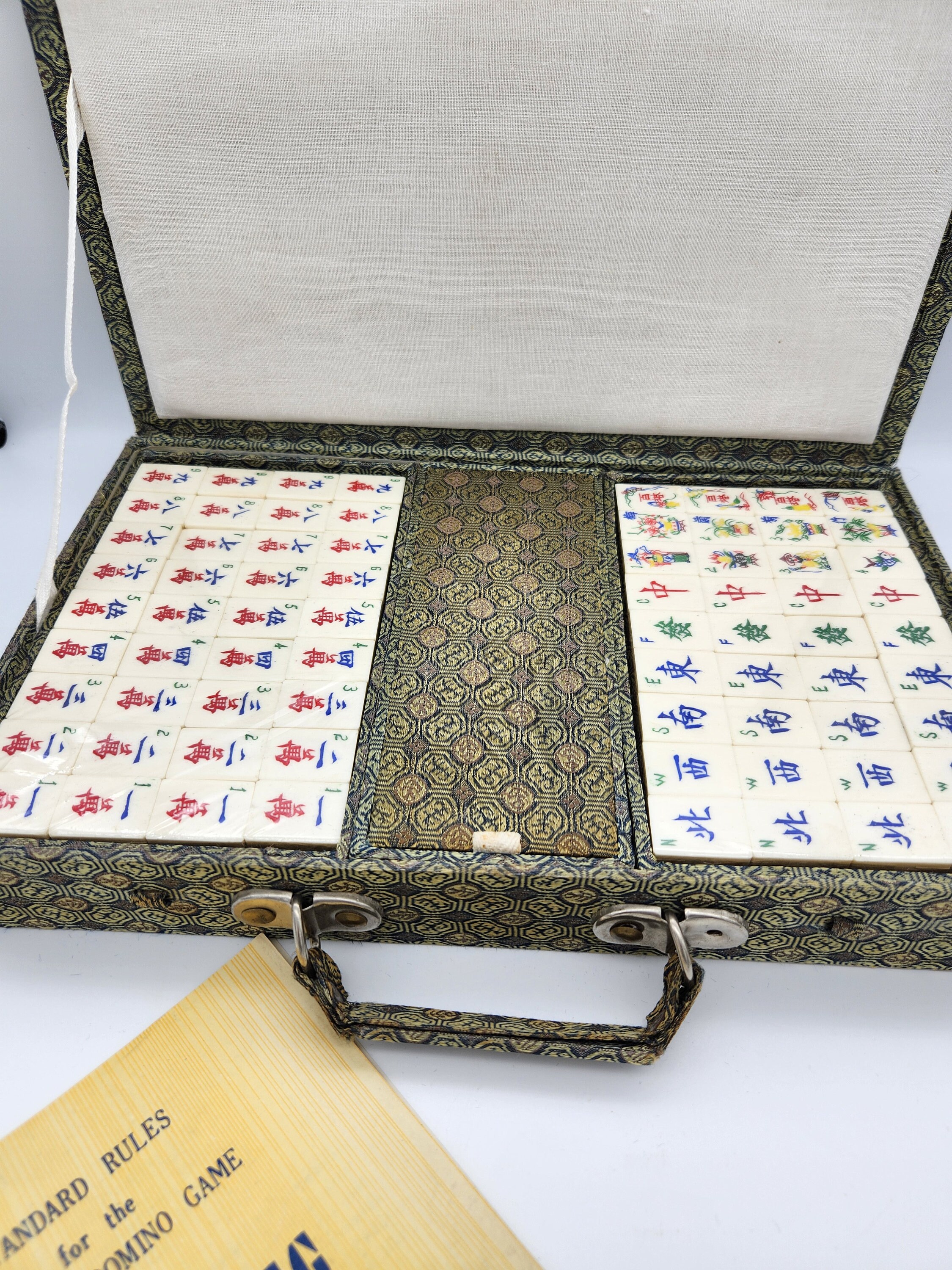 Mahjong Vintage 1960s Japan Sanwa mahjong set complete, nice condition -  antiques - by owner - collectibles sale 