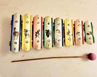 Vintage toy xylophone   I    Wood and tin   I    Children's musical toy   I   Eight animal figures