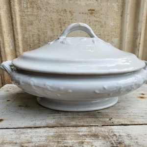 1881 - 1891 Henry Alcock Ironstone   I   Covered Casserole   I   Antique English Ironstone   I Ironstone Vegetable Dish