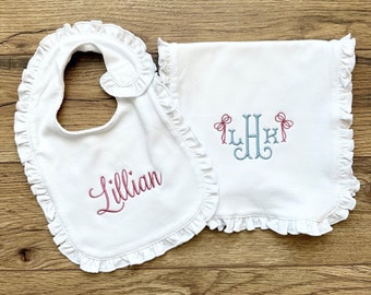 Monogrammed Baby girl white ruffle bib and burp cloth set, baby gift, baby girl shower gift, baby shower gift, burp cloth and bib set