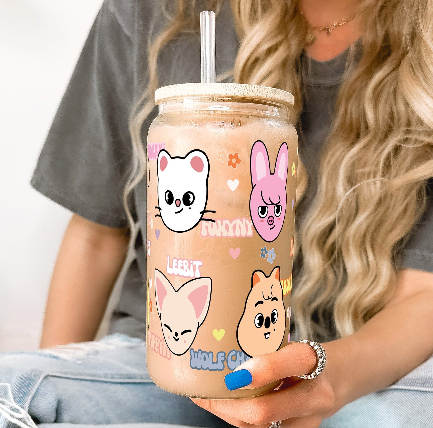Skzoo Kpop Merch Glass Gift for Girlfriend, Stray Kids Kpop Tumbler Gift Custom Glass Cup Skz Cute Beer Can Iced Coffee Trendy Glass Cup