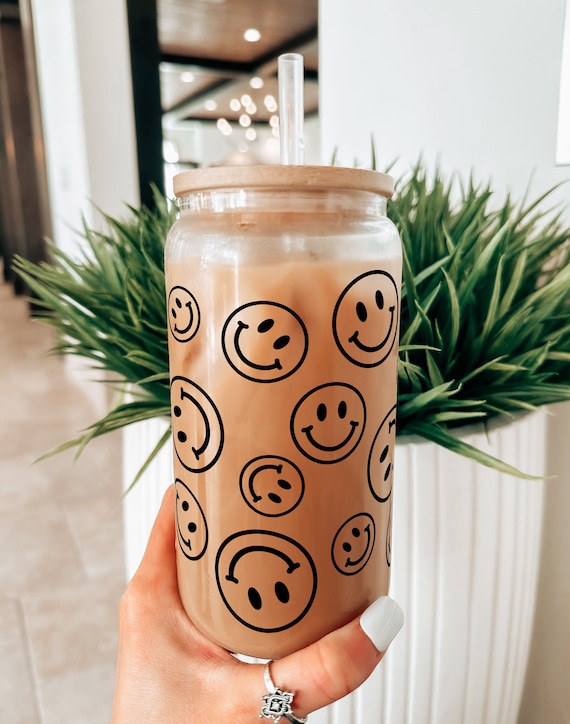 Personalized Smiley Face Glass Cup W/ Bamboo Lid & Straw 16oz Minimalist  Design, Bridal Party Self Care Gifts Customizable Sustainable 