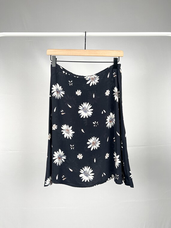 Flirty Floral Skirt - image 2