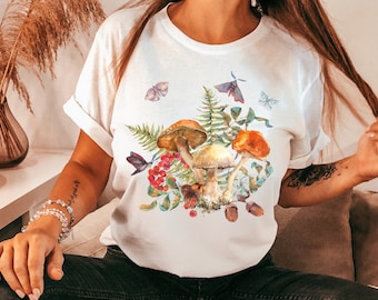 Cottagecore Moth and Mushroom Shirt, Light Academia, Fairy Core Shirt, Trendy Goblincore Clothing, Witchy Cottagecore shirt, Forestcore tee