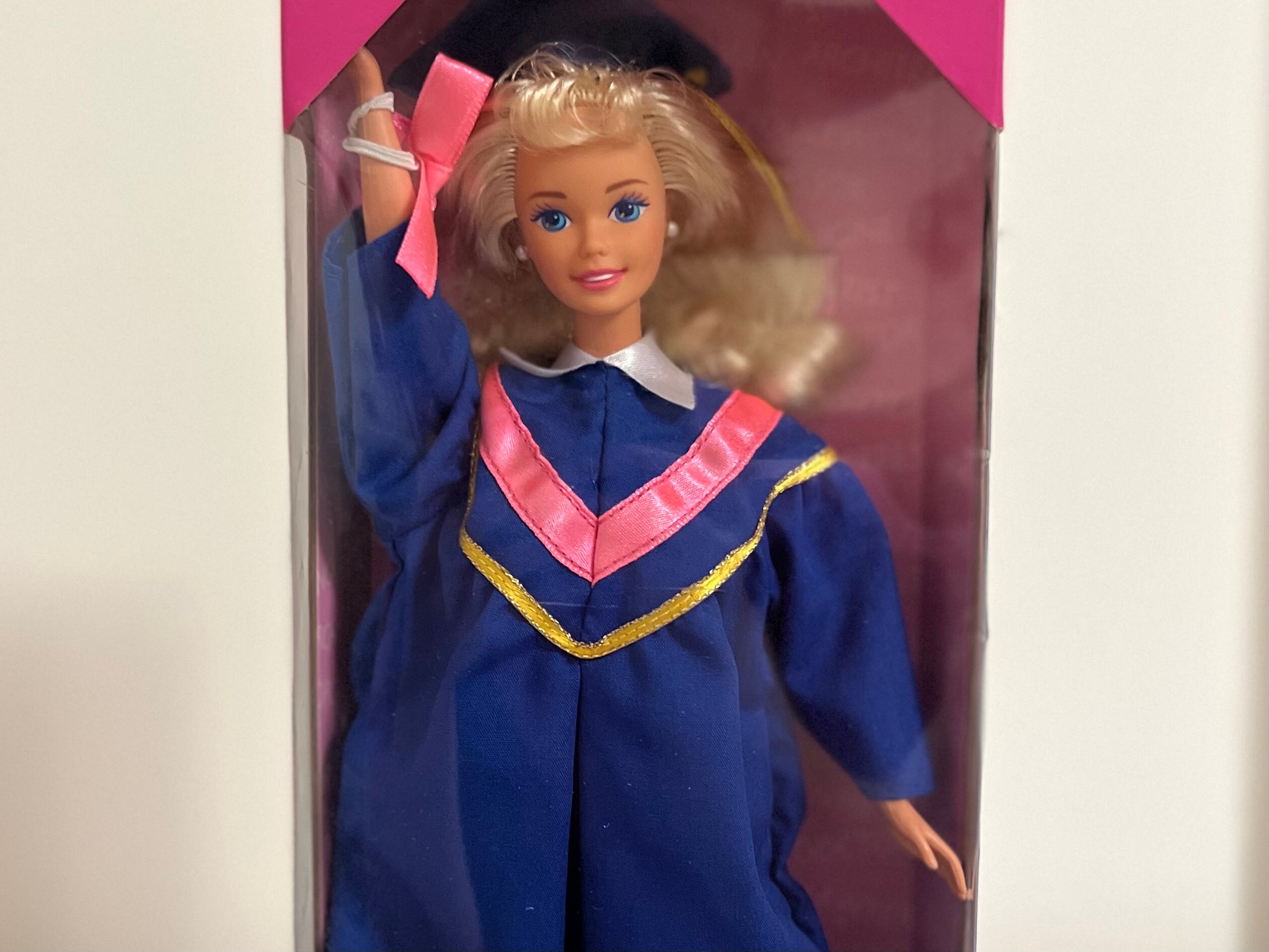Graduation barbie 1996 sale