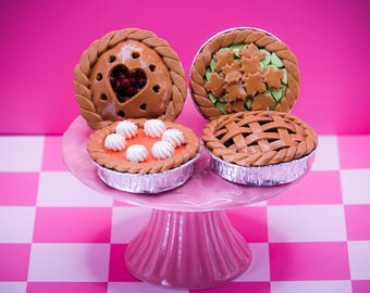 Fruit Pie Sewing Weights | Set of 4 | Handmade Novelty Polymer Clay Pattern Weights | 2.5oz