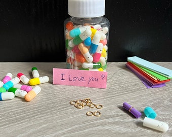 Mensagem em um pote, bilhetes de amor, 75 cápsulas de pílulas com papel para escrever, presente de casal, presente de namorado, dia dos namorados, longa distância, presente de casal