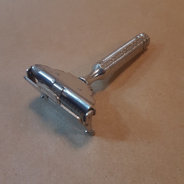 Vintage Single Edge Razor   Ever Ready   Shovel Head Safety Razor Detailed design removable handle