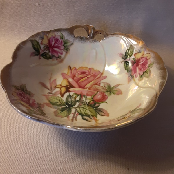 Lustreware Bowl Japan  Vintage Pottery  Roses and Leaves Gold Trim