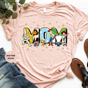 a t - shirt with the word mom on it