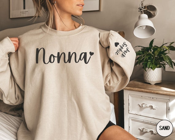 CUSTOM Nonna Sweatshirt with Kids Names on Sleeve, Personalized Nonna Sweater, Nonna Gift from Grandkid, Grandma Shirt, New Grandmother Gift