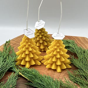 Tannenbaum-Kerze aus 100% Bienenwachs aus eigener Imkerei