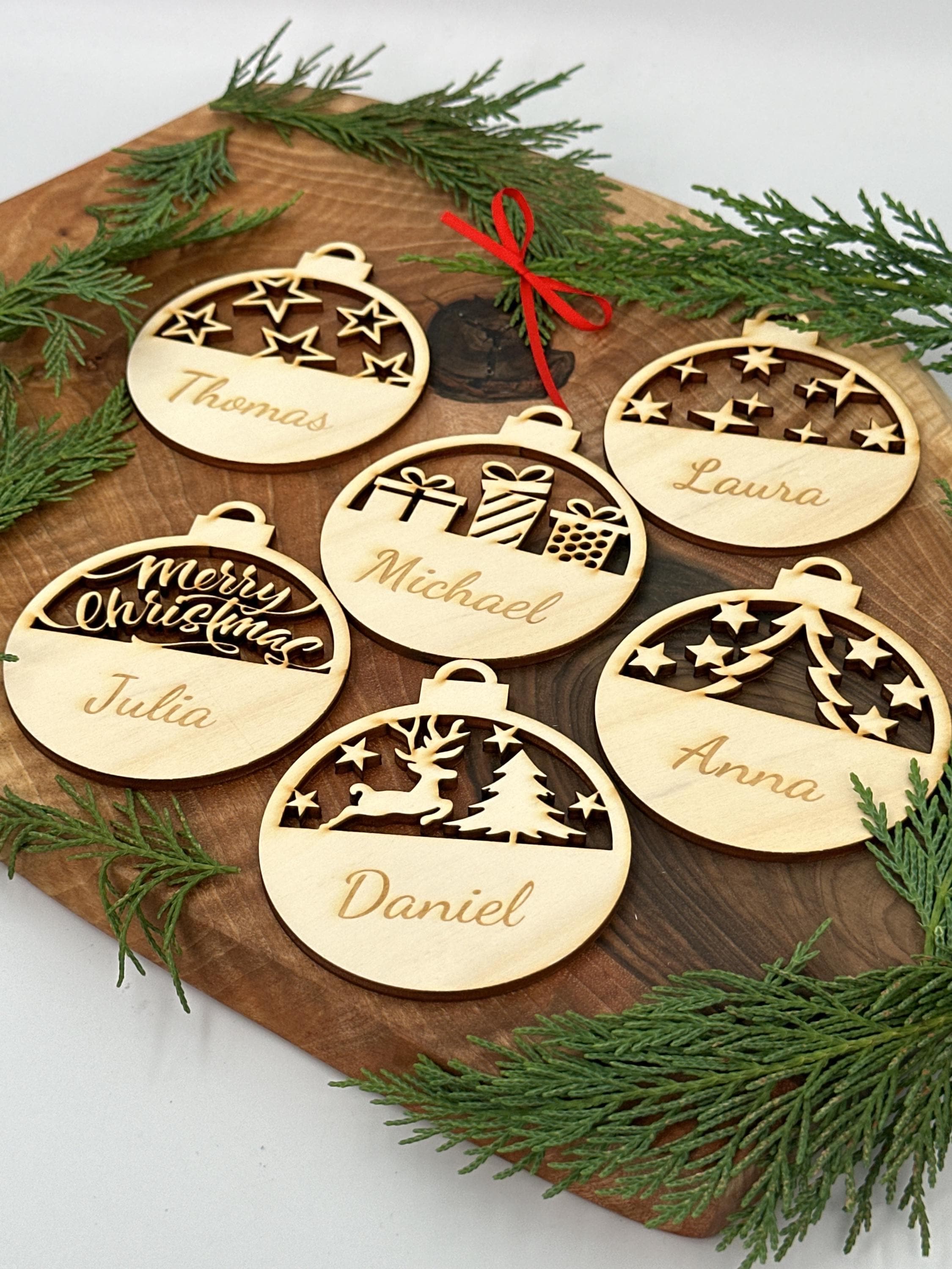 Personalized Advent baubles // Christmas tree baubles // Baubles // 8 cm // Gift tags // Tag color // Advent // Names // Family
