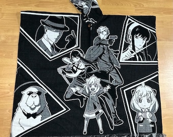 Alpaca Poncho Japanese Anime Spy x Family Acrylic, wool and polyester blend.