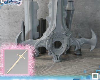 Puede incluir: Un kit gris impreso en 3D que presenta una espada grande con detalles intrincados, junto con otros componentes. También se muestra una espada más pequeña y de color claro. El texto "3D Printed Kit" es visible.