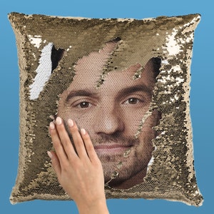 Funda de almohada con lentejuelas para fans de Jake Johnson