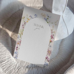 Tarjeta de agradecimiento Baby in Bloom para baby shower, tarjeta de agradecimiento floral, minimalista, imprimible tamaño 4x6 y 5x7 plano, tarjeta Baby in Bloom