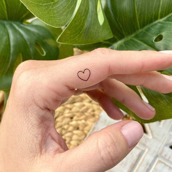 Tiny Heart Outline Temporary Tattoo | Set of 39 | Finger Tattoo | Dainty Tattoo | Minimalist Tattoo | Micro Tattoo | Tiny Tattoo Design