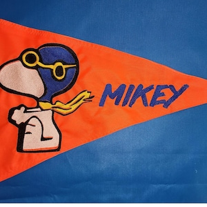 12"x18" Snoopy Czerwony Baron Trójkąt Flaga bezpieczeństwa ATV UTV Side x Side ŻAGLOWCĘ Jeep rower kajak wózek golfowy