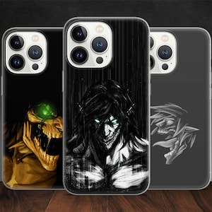 Könnte beinhalten: Drei Handyhüllen mit einzigartigen Designs. Eine Hülle zeigt ein gelbes Monster mit einem grün leuchtenden Orb, eine andere zeigt eine Schwarz-Weiß-Illustration eines Charakters mit grünen Augen, und die dritte zeigt ein graues Schädeldesign.