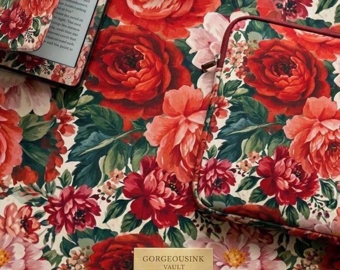 Sugarplum Garden Collection - Desk and mouse pad + laptop sleeve