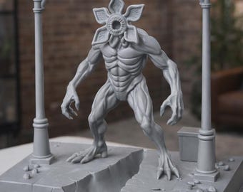 Horror Creature Figurine STL File, 3D Printable Monster Model (Digital File)
