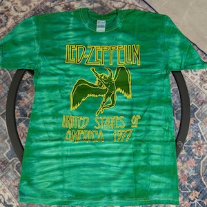 Vintage-Inspired Led Zeppelin 1977 Tour Tee – Tie-Dye Green Rock Legend Shirt