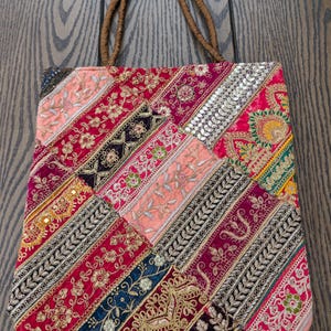 Nuevo bolso de mano con asa superior hecho a mano