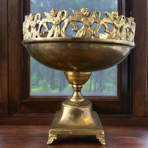Stunning VTG  Brass Pedestal Bowl