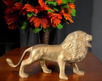 Lion en laiton vintage