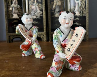 Antique Chinese Porcelain Figurine Pair