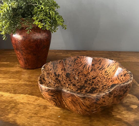 Vintage Flower Shaped Mango Wood Bowl