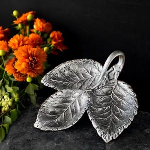 Etains De France Royal Pewter Leaf Trinket Dish