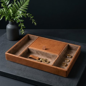 Vintage Leather Valet Tray Organizer Mens Jewelry Box Dresser Nightstand Catchall