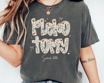 Phlebotomy Tshirt, Custom Phlebotomy tee, Phlebotomy Fall shirt, Phlebotomist shirt, Gift for phlebotomist, Phlebotomy tech shirt Floral tee