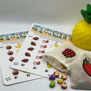 Fruit Salad Race Grab and Save / Gioco di sfida di risparmio / 25 pezzi di gioco / Sacchetto di fragole / Tabellone di gioco / Prodotto fisico