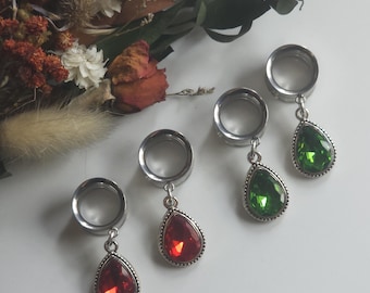 Red/Green teardrop dangle plugs dangle gauges.  Christmas