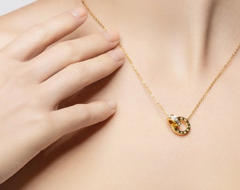 Roman necklace in Stainless Steel golden color.