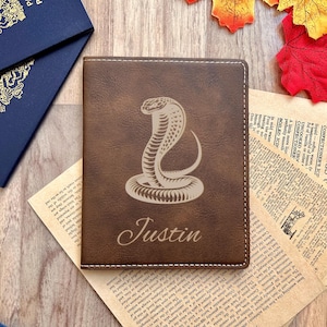 Funda para pasaporte King Gold Cobra
