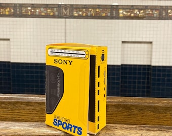 Vintage Sony Sports Walkman WM-AF59 Cassette AM/FM Works Yellow