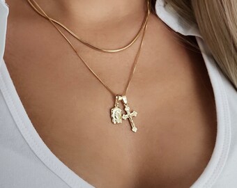 18K Gold Cross Necklace, Cross Charm Necklace, Dainty Gold Crucifix Pendant, Religious Jewelry. Moms Gift