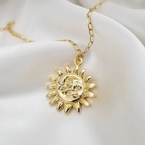 Sunflower Pendant Necklace Dainty Floral Jewelry Flower Necklace Sunflower Jewelry Flower Pendant Gold Sunflower Floral Necklace